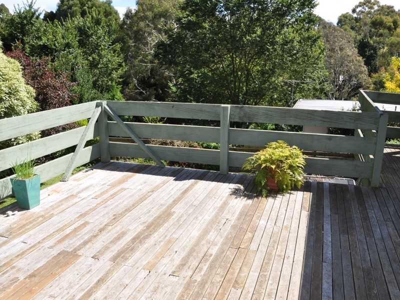 9 Benson Street, Emerald VIC 3782