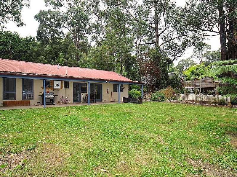34 Lawsons Road, Emerald VIC 3782