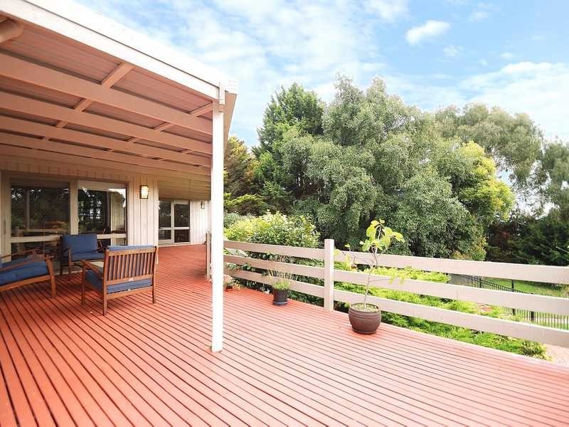 230 Mountain Road, Gembrook VIC 3783
