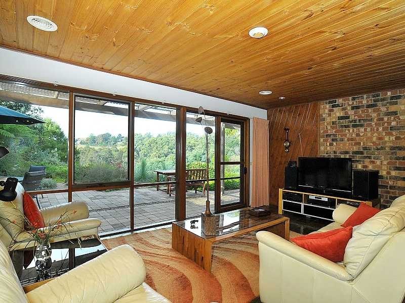 3 Walnut Avenue, Emerald VIC 3782