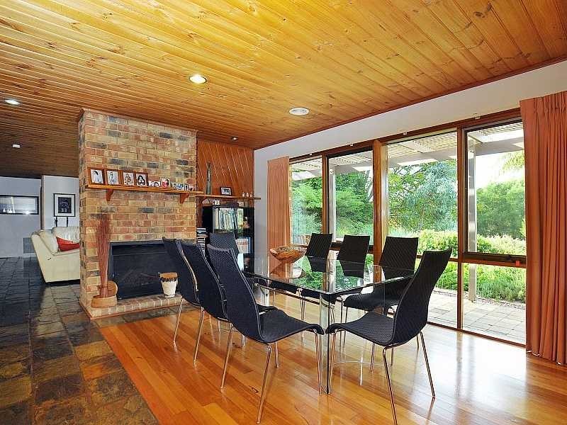 3 Walnut Avenue, Emerald VIC 3782