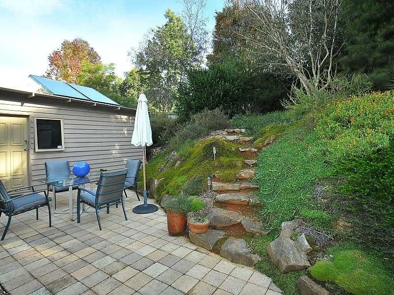 3 Walnut Avenue, Emerald VIC 3782