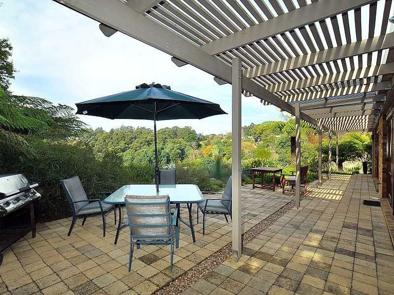 3 Walnut Avenue, Emerald VIC 3782