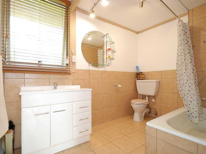 21 Naughton Road, Cockatoo VIC 3781