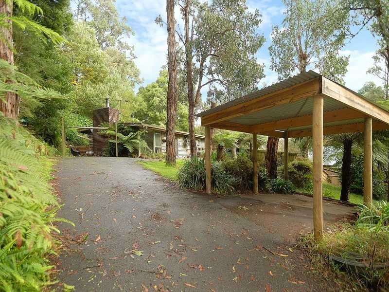 21 Naughton Road, Cockatoo VIC 3781