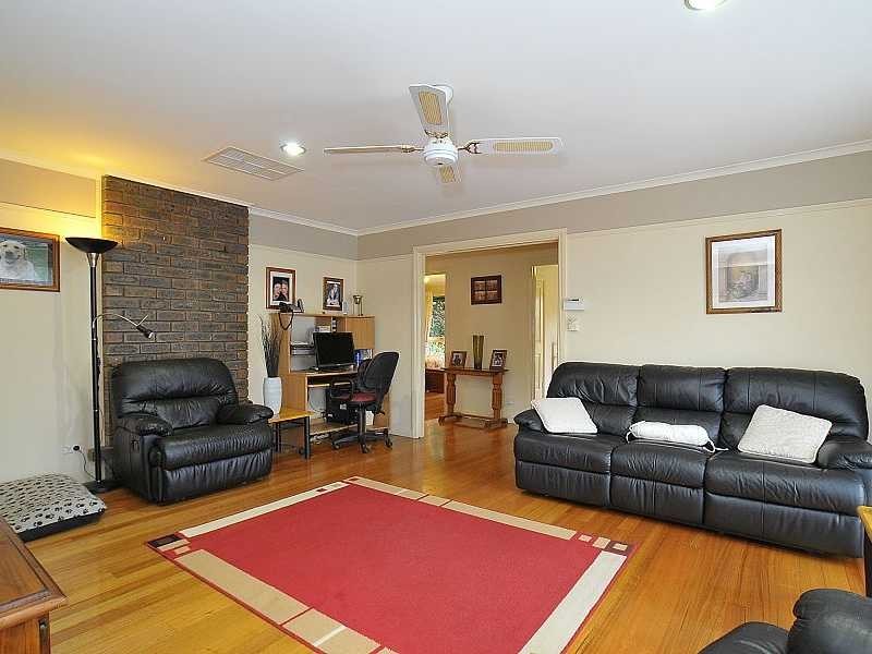 14 Memorial Avenue, Emerald VIC 3782