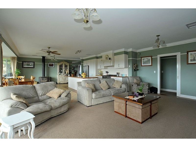 43 – 45 Kennedy Road, Macclesfield VIC 3782