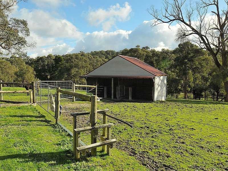 43 – 45 Kennedy Road, Macclesfield VIC 3782