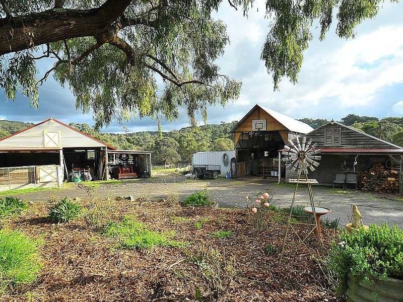 43 – 45 Kennedy Road, Macclesfield VIC 3782