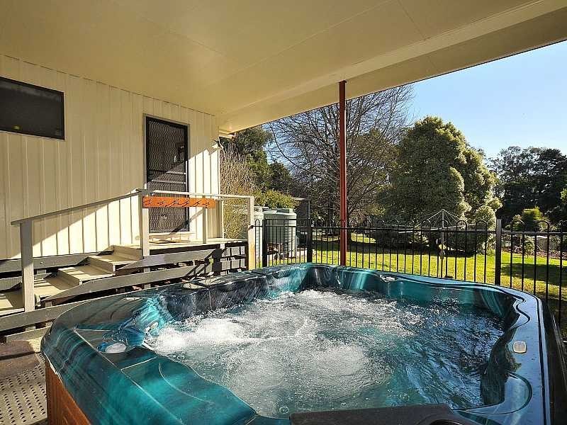 59 Emerald Monbulk Road, Emerald VIC 3782
