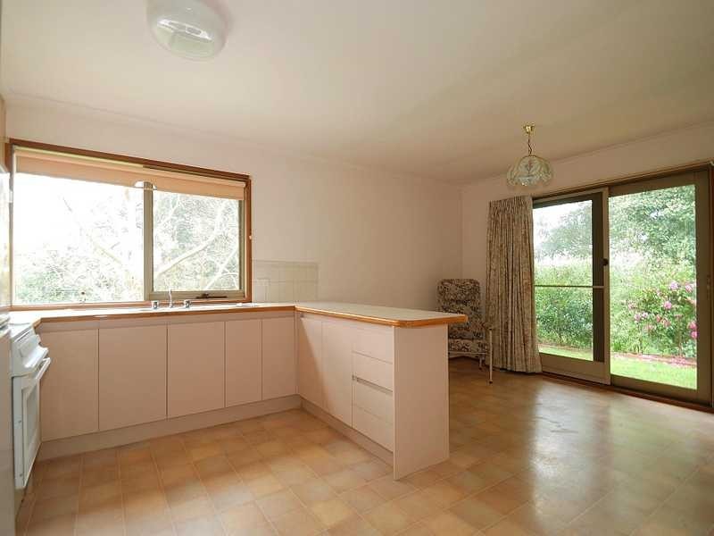 1/27 – 31 Kings Road, Emerald VIC 3782