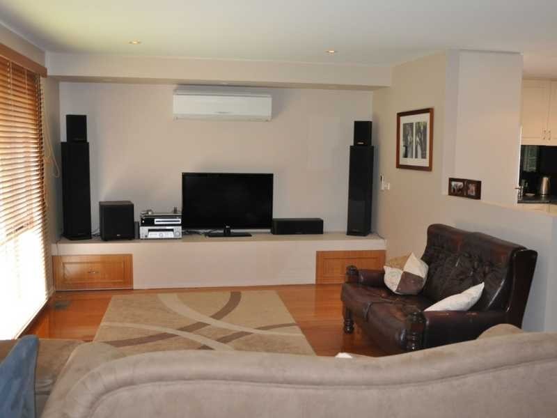 6 Christians Avenue, Avonsleigh VIC 3782