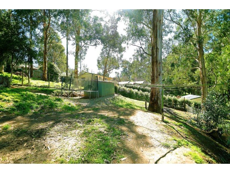 28 Kitchener Parade, Cockatoo VIC 3781