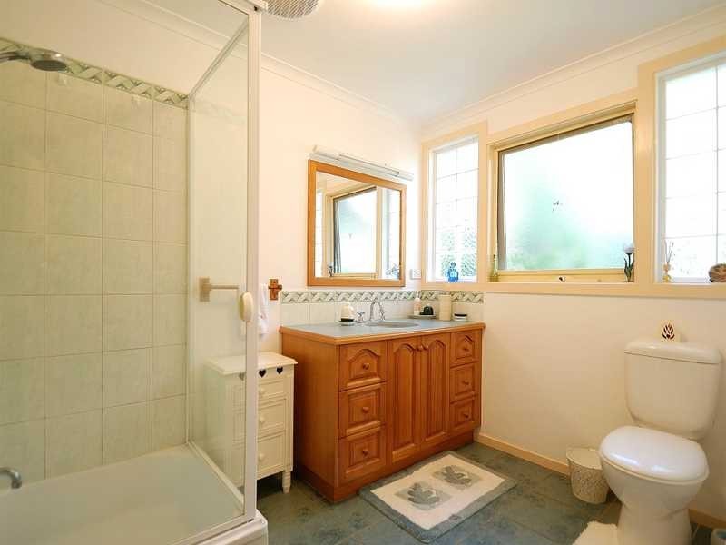 23 Lawsons Road, Emerald VIC 3782