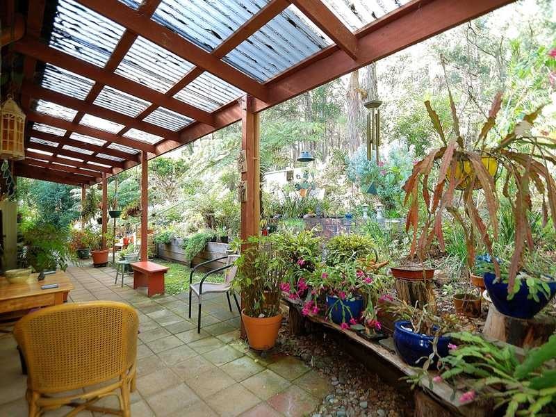 23 Lawsons Road, Emerald VIC 3782