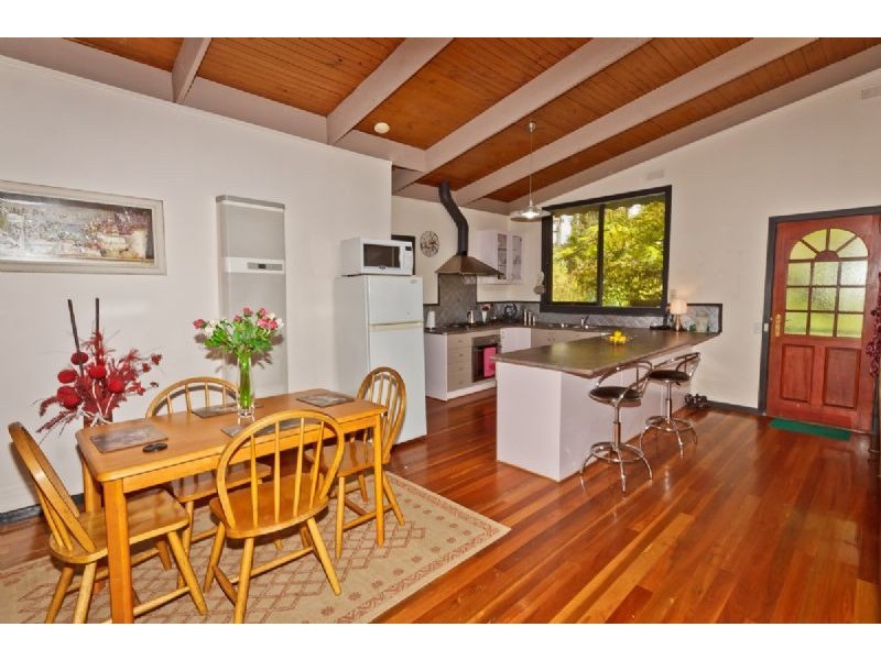 5 Glenvista Ave, Emerald VIC 3782