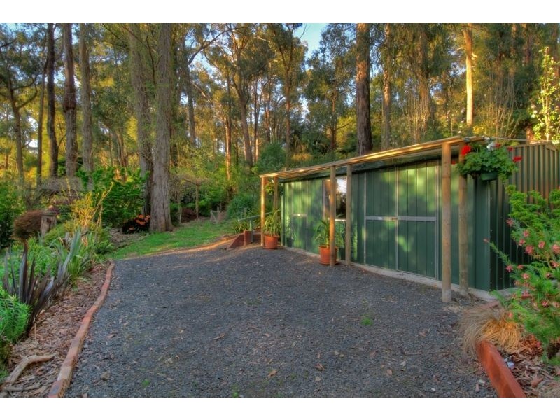 5 Glenvista Ave, Emerald VIC 3782