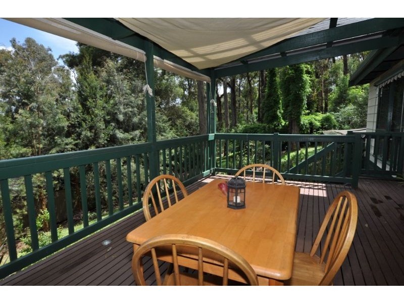 5 Glenvista Ave, Emerald VIC 3782