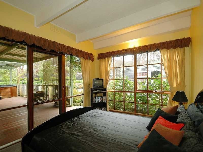 94 Collie Road, Gembrook VIC 3783