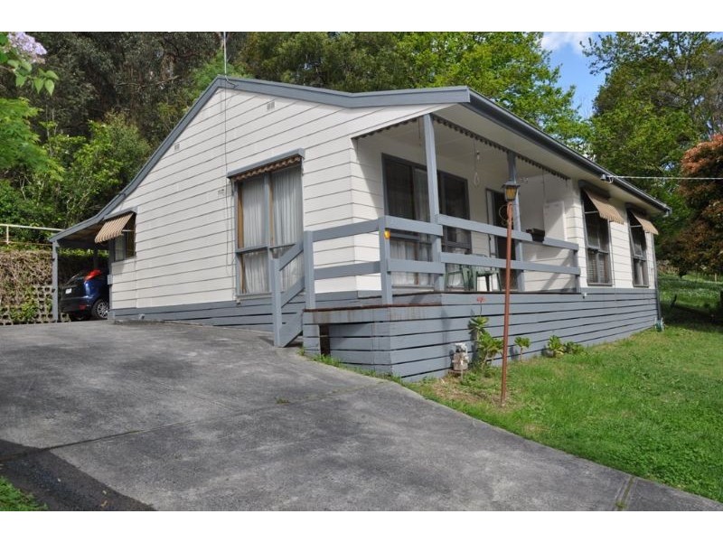 48 Pakenham Road, Cockatoo VIC 3781