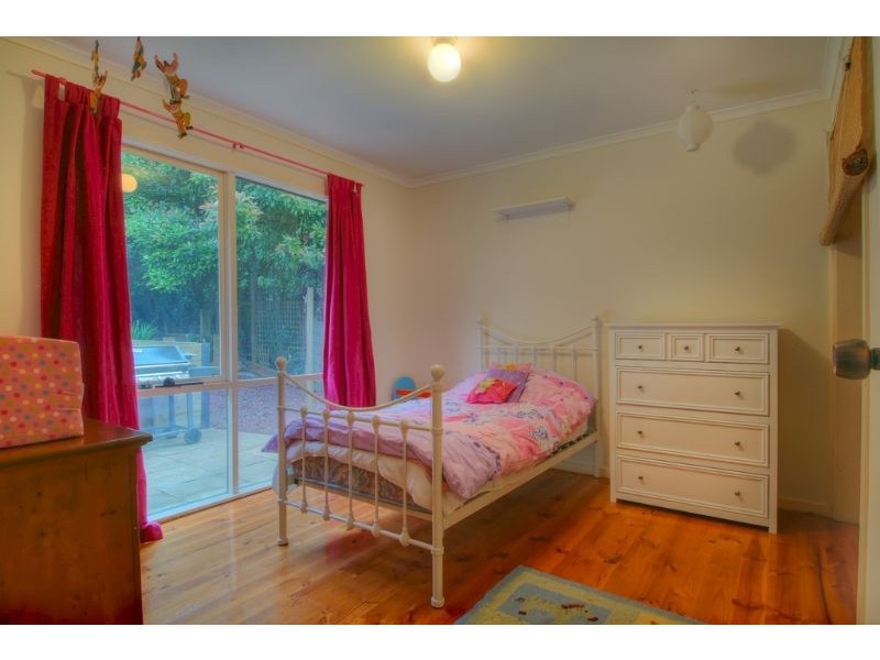 11 Joffre Parade, Cockatoo VIC 3781