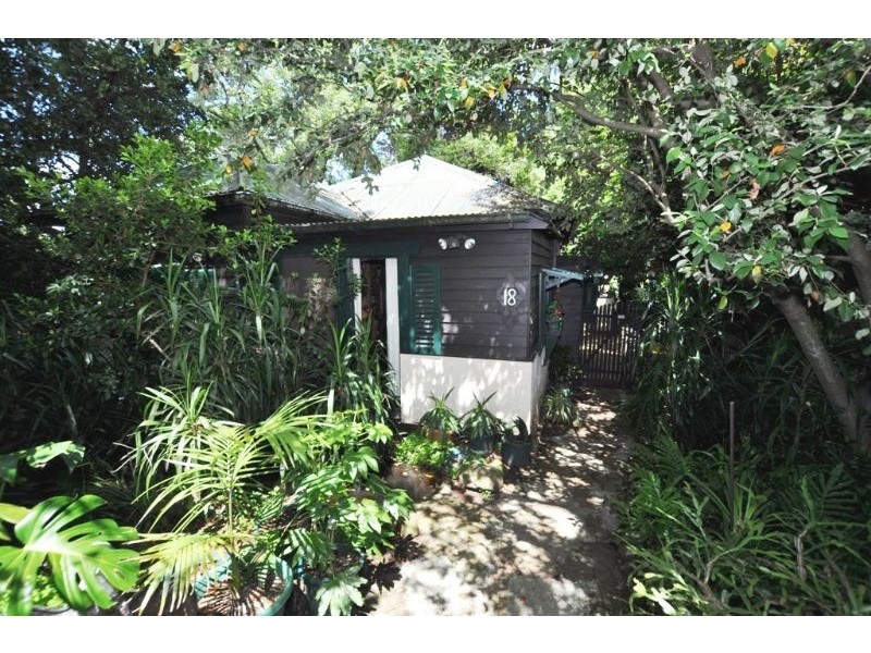 18 Heroes Avenue, Emerald VIC 3782