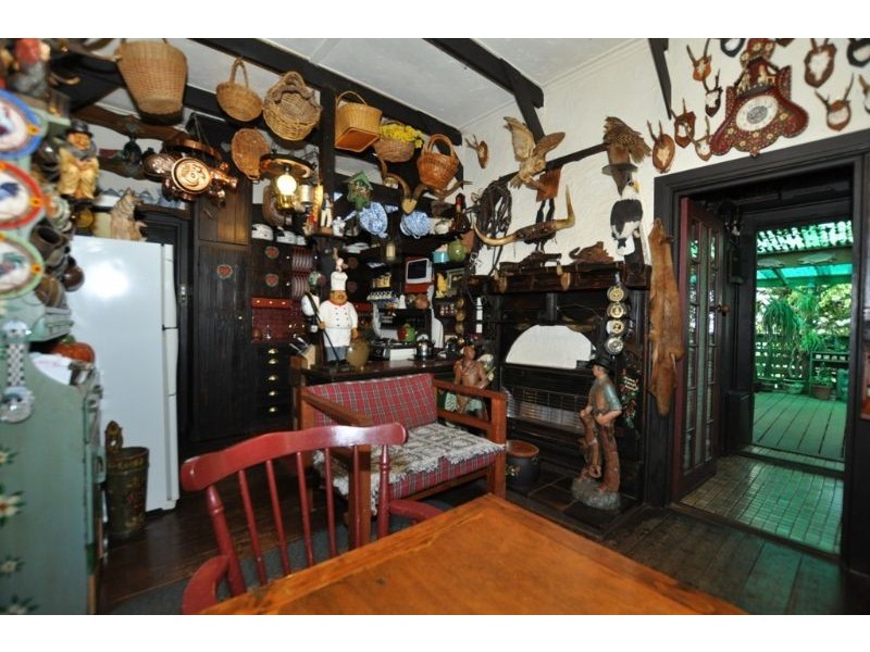 18 Heroes Avenue, Emerald VIC 3782