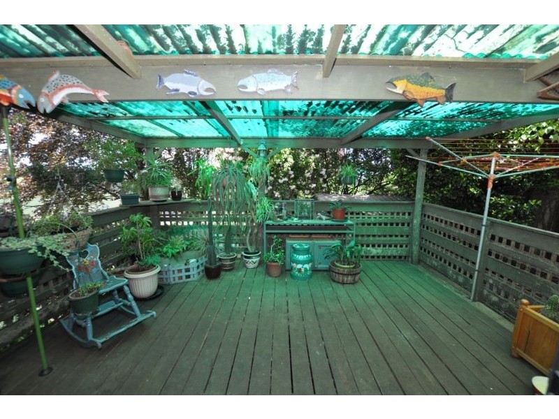 18 Heroes Avenue, Emerald VIC 3782