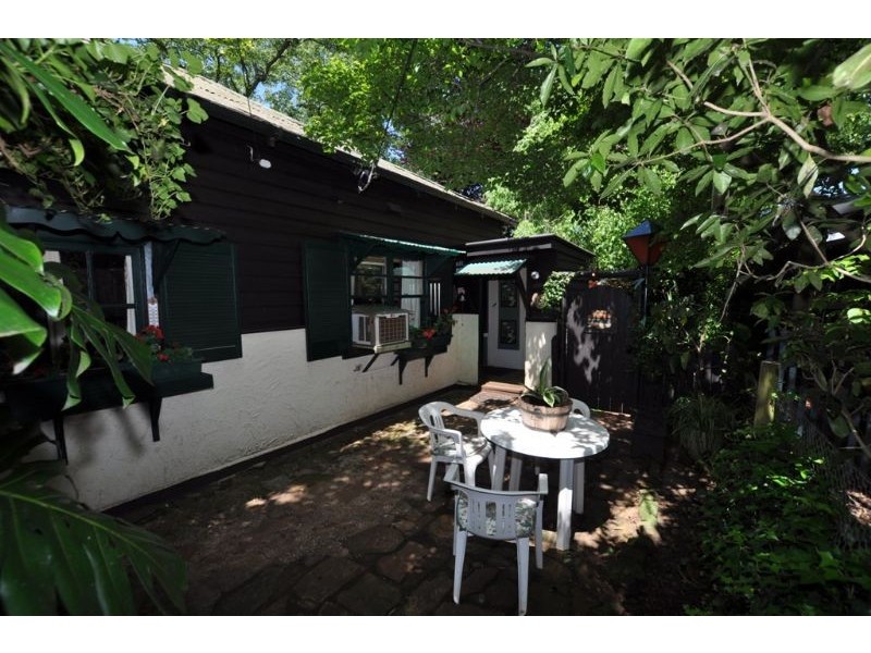 18 Heroes Avenue, Emerald VIC 3782