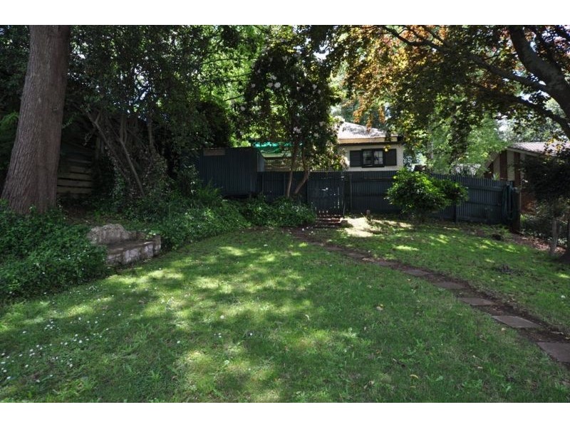 18 Heroes Avenue, Emerald VIC 3782