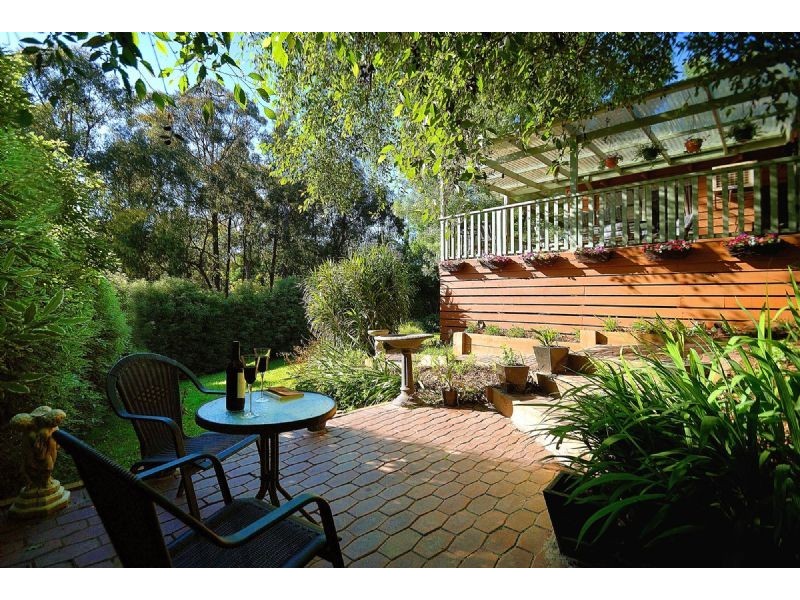 50 Neville Street, Cockatoo VIC 3781