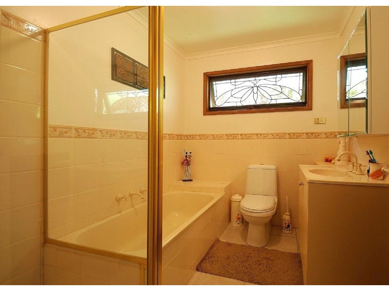 50 Neville Street, Cockatoo VIC 3781