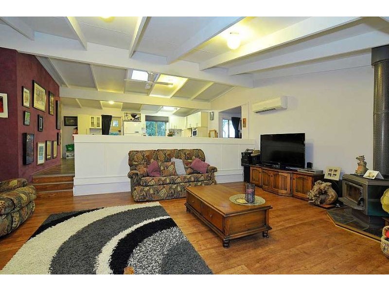 1996 Wellington Road, Clematis VIC 3782