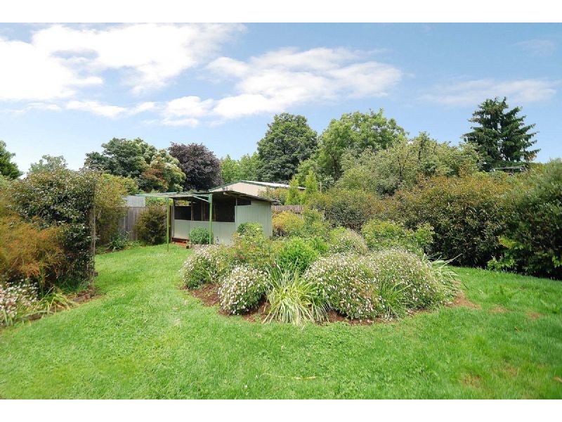 22 Old Gembrook Road, Emerald VIC 3782