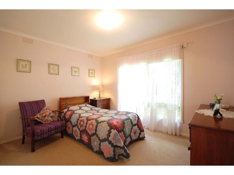 22 Old Gembrook Road, Emerald VIC 3782