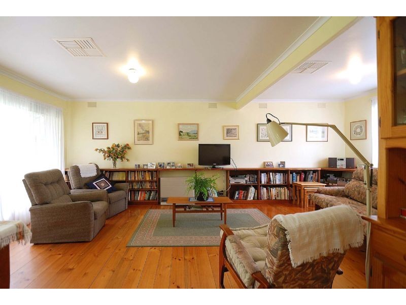 22 Old Gembrook Road, Emerald VIC 3782