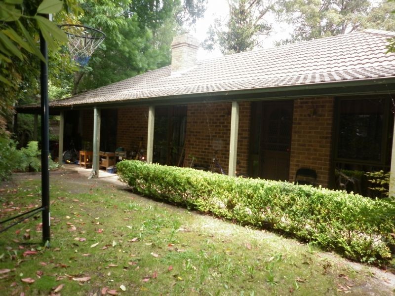 4 Legg Road, Emerald VIC 3782