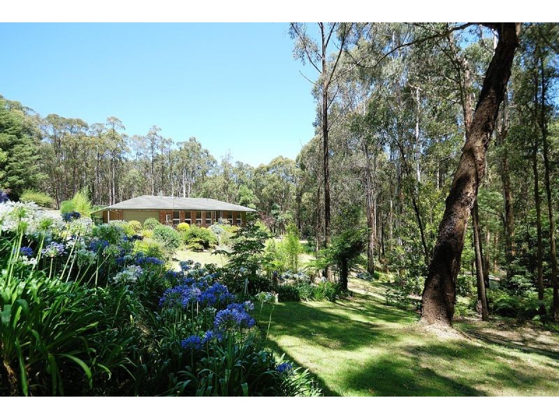 33 Steel Road, Emerald VIC 3782