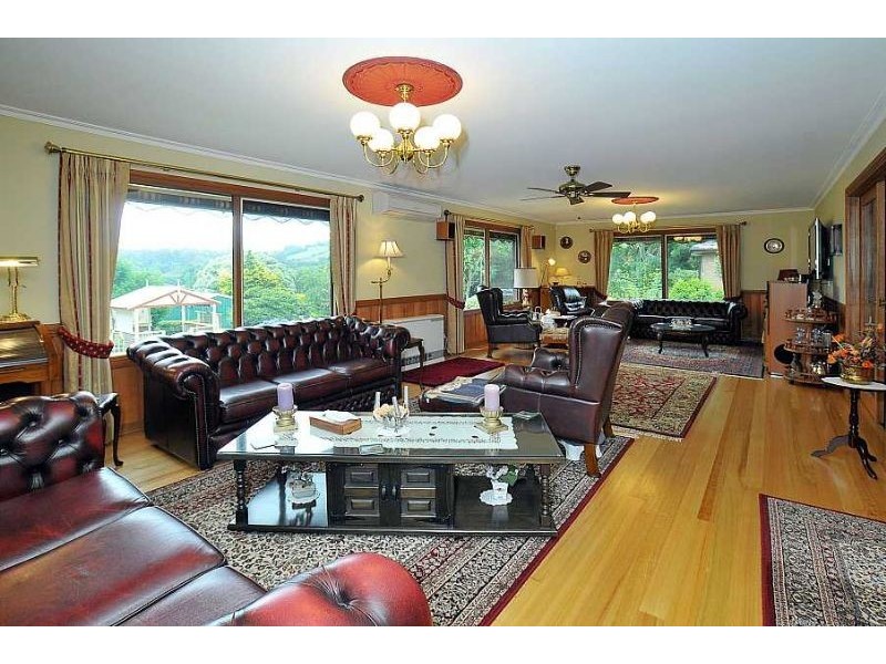 19 Edenmont Road, Emerald VIC 3782