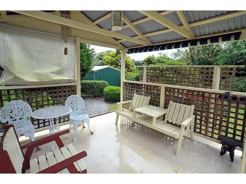 19 Edenmont Road, Emerald VIC 3782