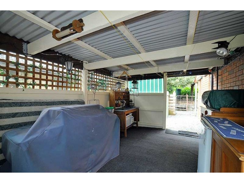 19 Edenmont Road, Emerald VIC 3782