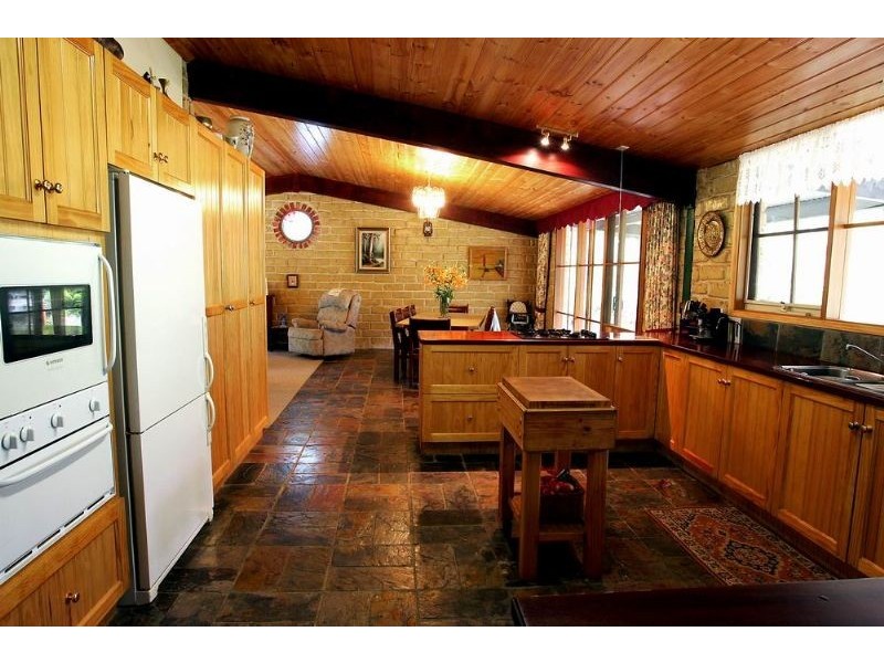 635 Beenak East Road, Gembrook VIC 3783