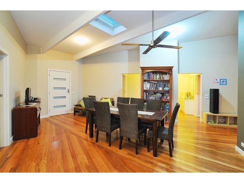 1 Rainy Hill Road, Cockatoo VIC 3781