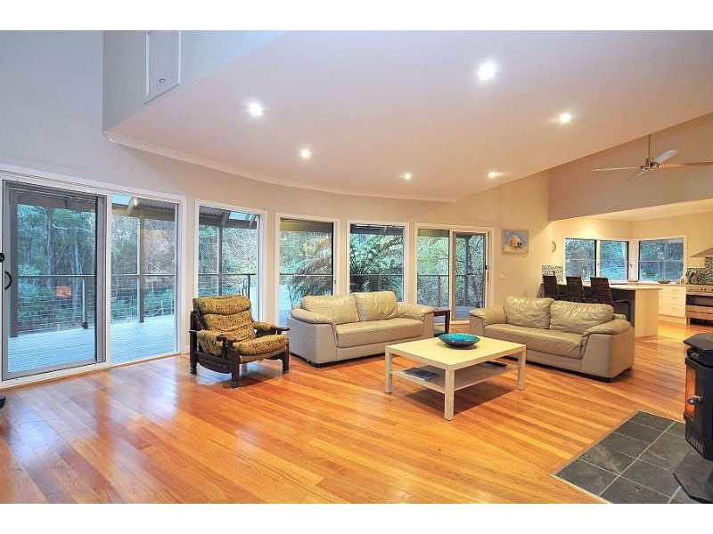 1 Rainy Hill Road, Cockatoo VIC 3781