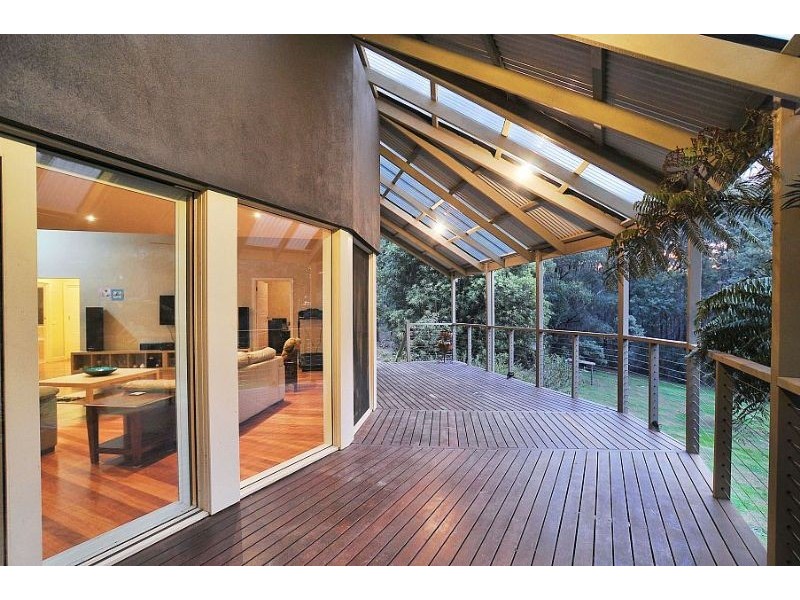 1 Rainy Hill Road, Cockatoo VIC 3781