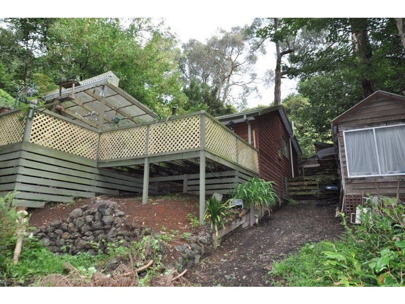 25 Pakenham Road, Cockatoo VIC 3781