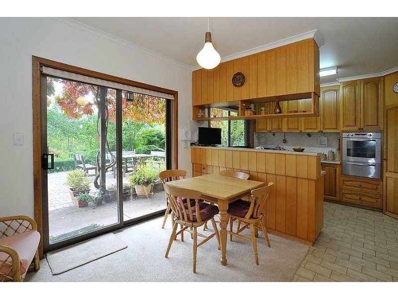 6 Davey Road, Emerald VIC 3782