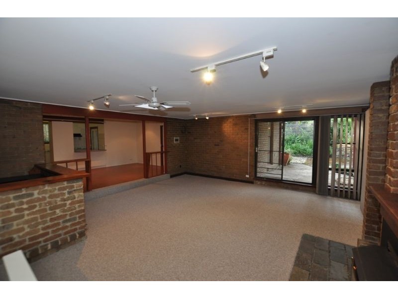 78 Emerald Monbulk Rd, Emerald VIC 3782