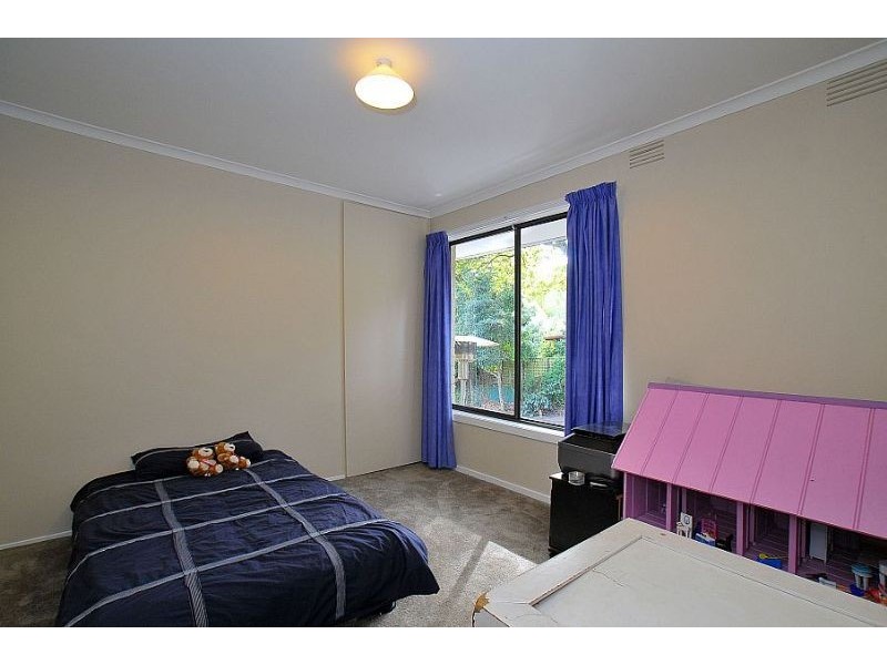 24 Memorial Avenue, Emerald VIC 3782