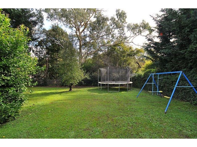 24 Memorial Avenue, Emerald VIC 3782